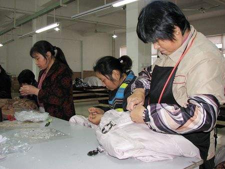 下崗職工能拒絕企業(yè)再安置嗎？