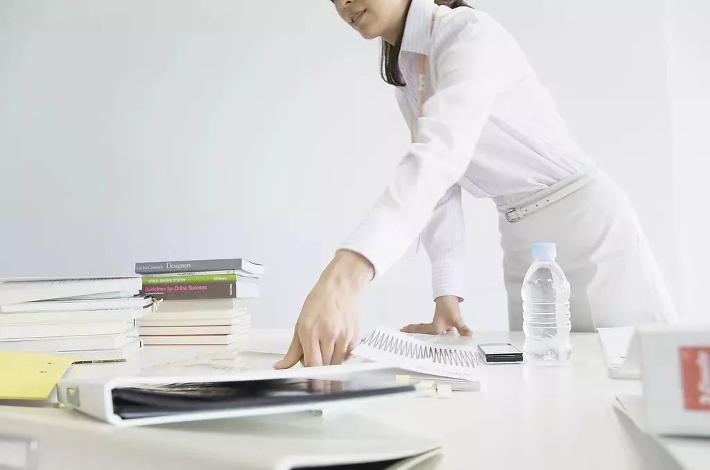 對(duì)不起，公司不需要這種“高情商”員工